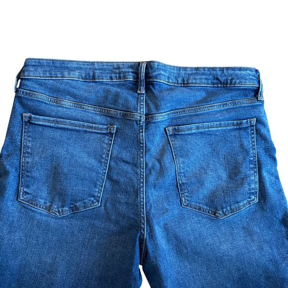 NWT Old Navy O.G. Straight High Rise Extra Stretch Jeans Size 16 Short - Picture 4 of 5